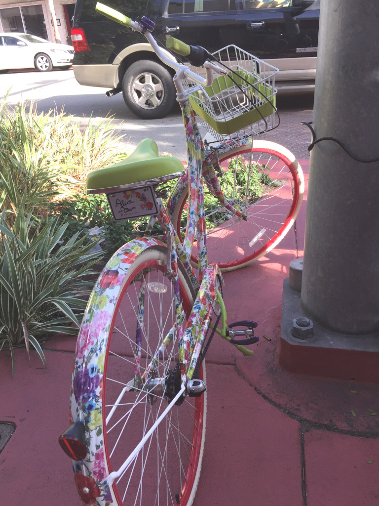 Enroute to grab a cup of java. I spot an Alice + Olivia's limited edition bike. I have got to get one of these!